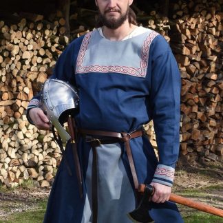 Tunique Viking avec broderies, en bleu