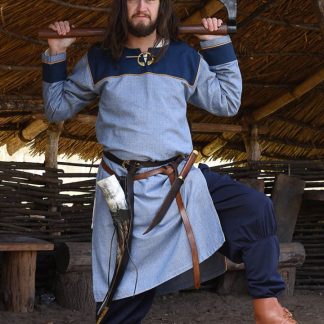 Tunique Viking bleue, motif chevrons