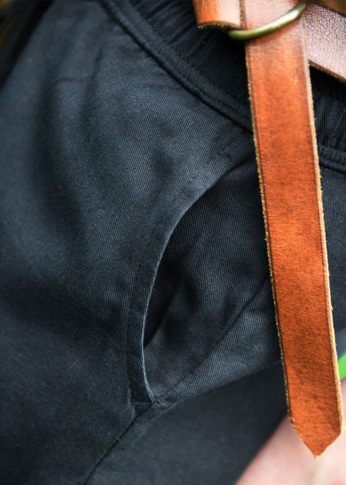 Pantalon court en noir – Image 5