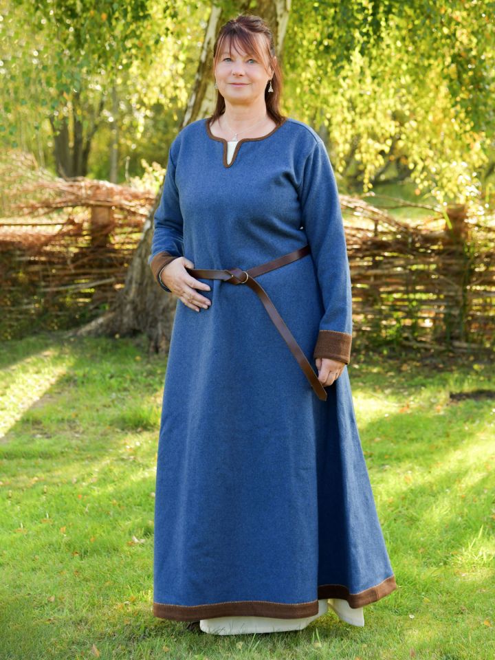 Robe en laine viking Lykka bleue