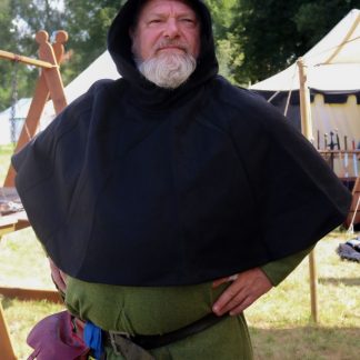 Capuchon en laine feutrée en noir
