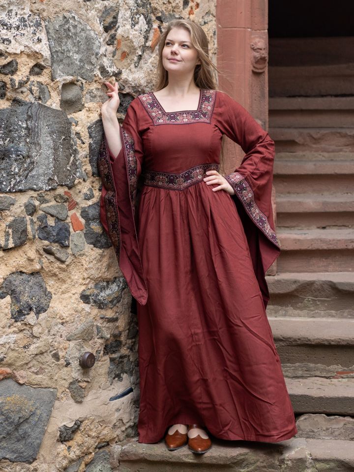 Robe médiévale bourguignonne en bordeaux