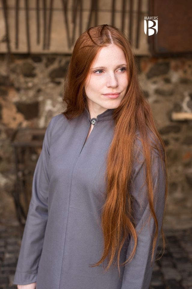 Longue robe Ranwen en gris – Image 3