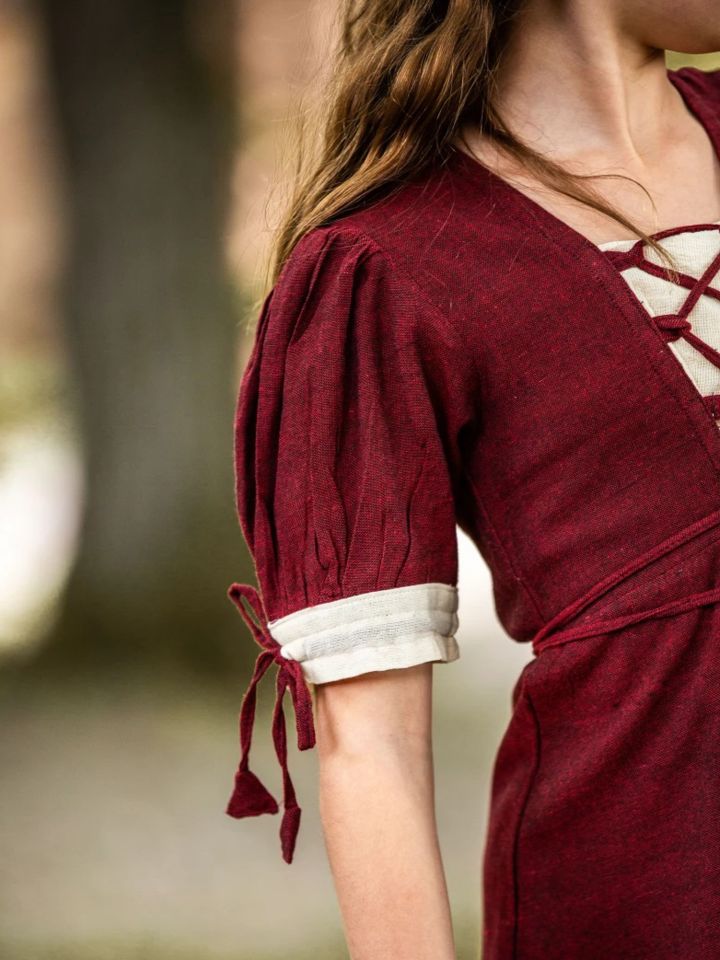 Robe rouge légère pour enfant – Image 5