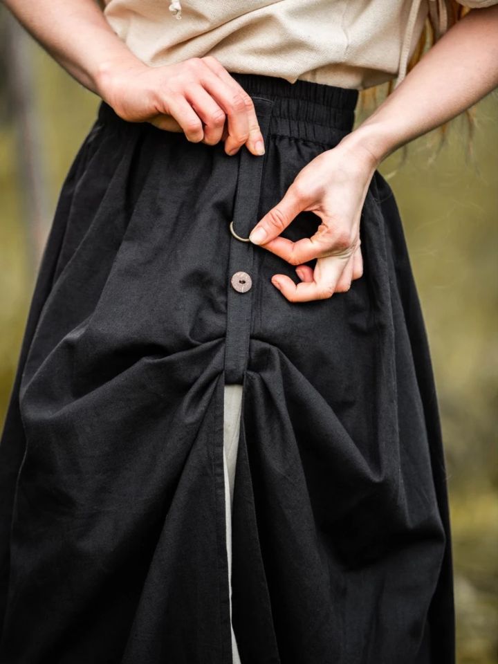 Jupe médiévale Elise noire – Image 3