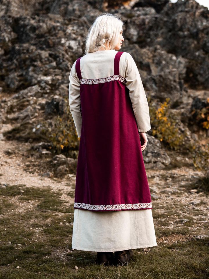 Sur-robe Hetja en rouge – Image 2