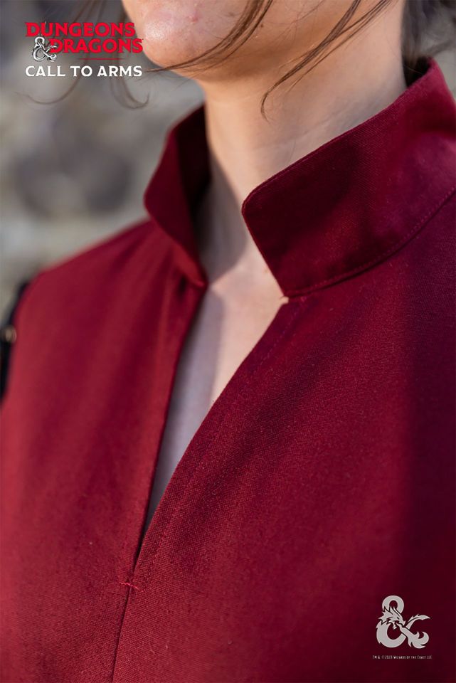 Tunique de combattant Donjons & Dragons rouge-noir – Image 5