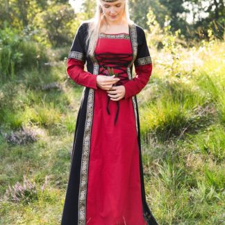 Robe médiévale Eléonore en rouge et noir