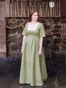 Robe à encolure carrée, en vert