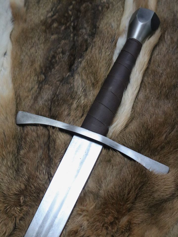 Epée batârde, prête au combat – Image 2