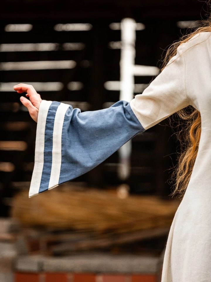 Robe médiévale Dorothea écrue/bleue – Image 5