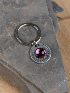 Porte-clés Saturne violet améthyste