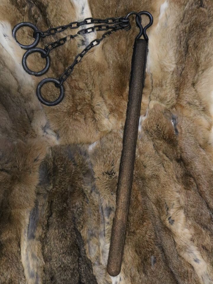 Fléau d'armes avec 3 chaînes pour le combat d'exhibition
