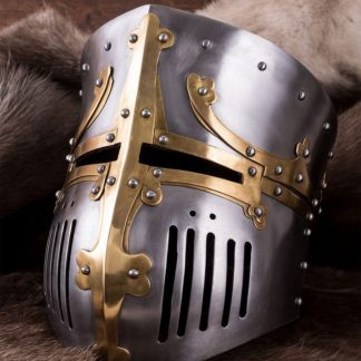 Casque fermé de croisé, XIIIe siècle