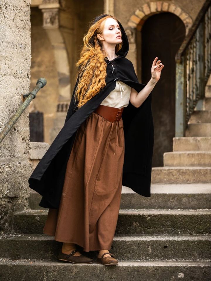 Cape avec longs boutons en noir – Image 4
