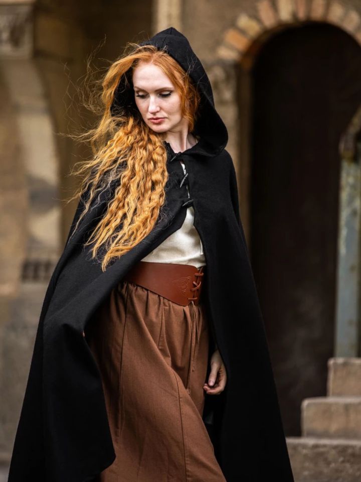 Cape avec longs boutons en noir – Image 2