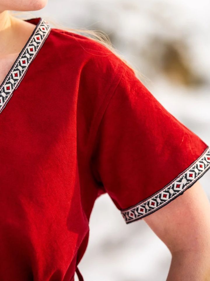 Tunique Viking Matilda en rouge – Image 3