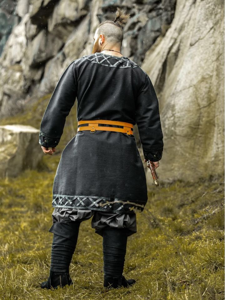 Tunique viking Erick en noir – Image 3